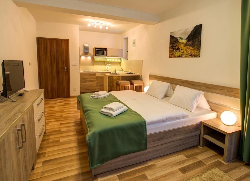 Apartmany Tri Studnicky เดมานอฟสกา โดลินา ห้อง รูปภาพ