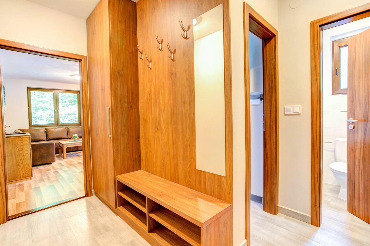 Apartmany Tri Studnicky เดมานอฟสกา โดลินา ภายนอก รูปภาพ