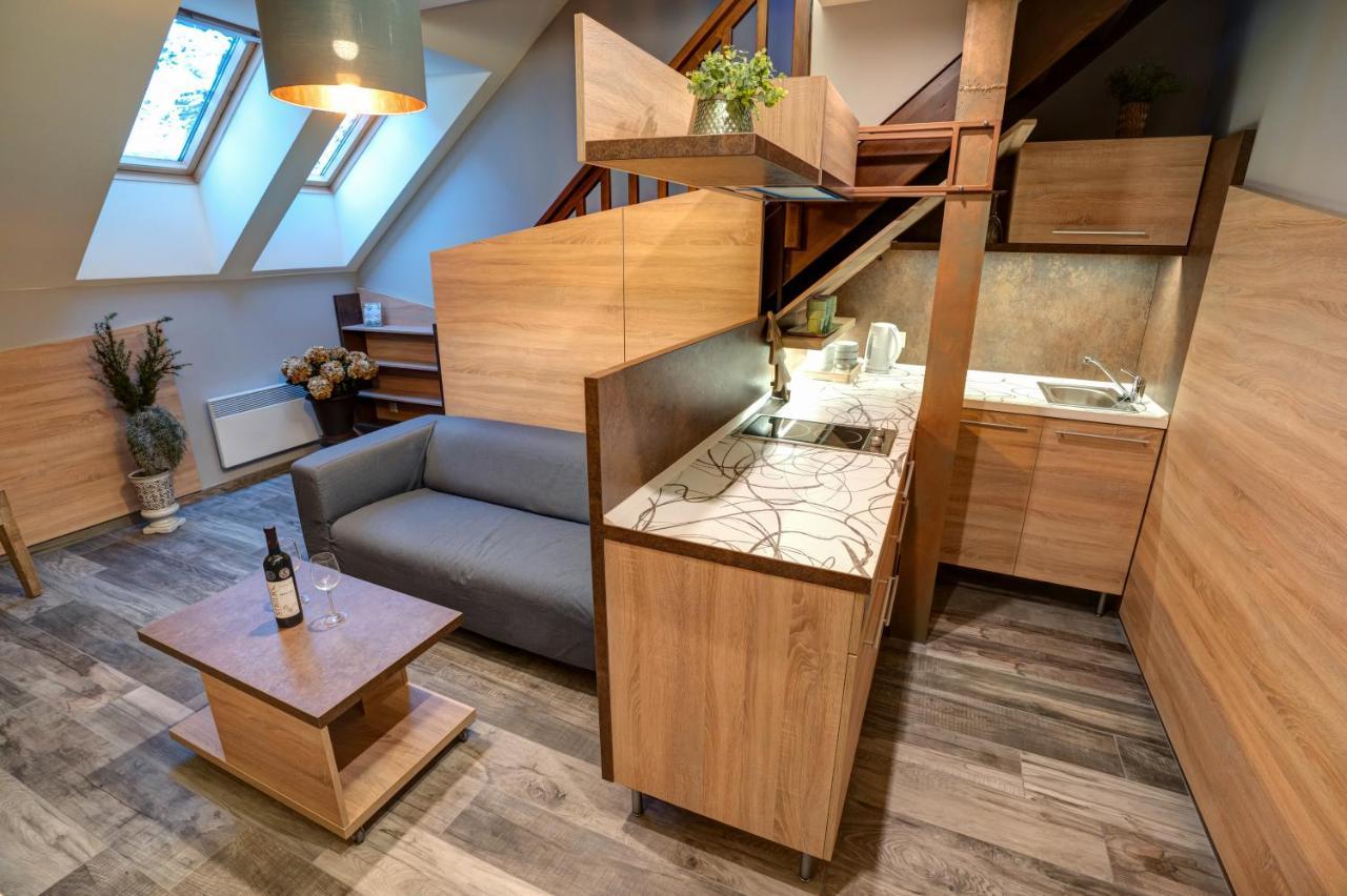 Apartmany Tri Studnicky เดมานอฟสกา โดลินา ภายนอก รูปภาพ