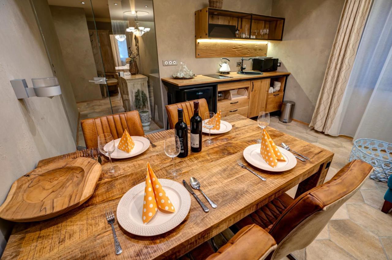 Apartmany Tri Studnicky เดมานอฟสกา โดลินา ภายนอก รูปภาพ