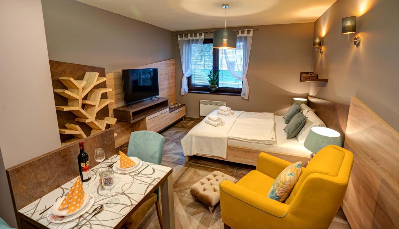 Apartmany Tri Studnicky เดมานอฟสกา โดลินา ภายนอก รูปภาพ